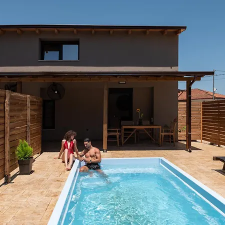 Willa Kanva Korinós